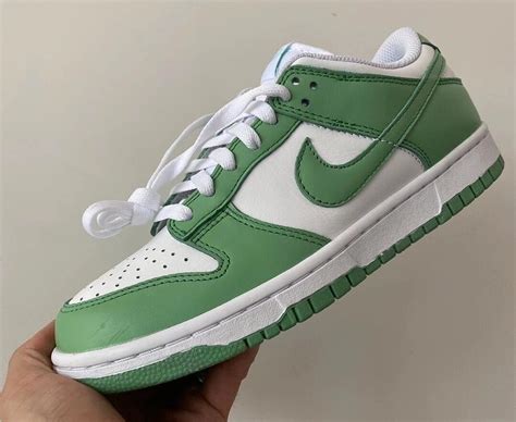 nike dunks grün damen|green dunks for women.